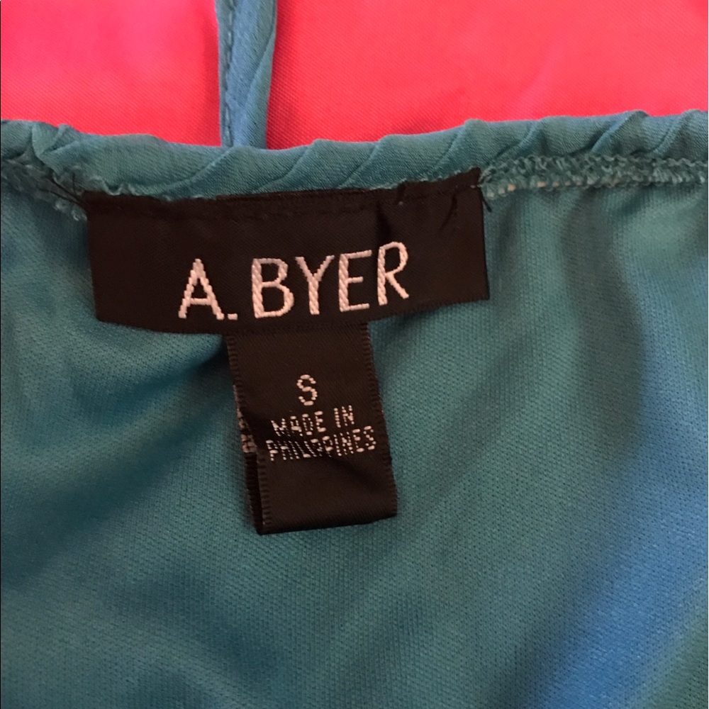 Halter Top - Picture 4 of 4