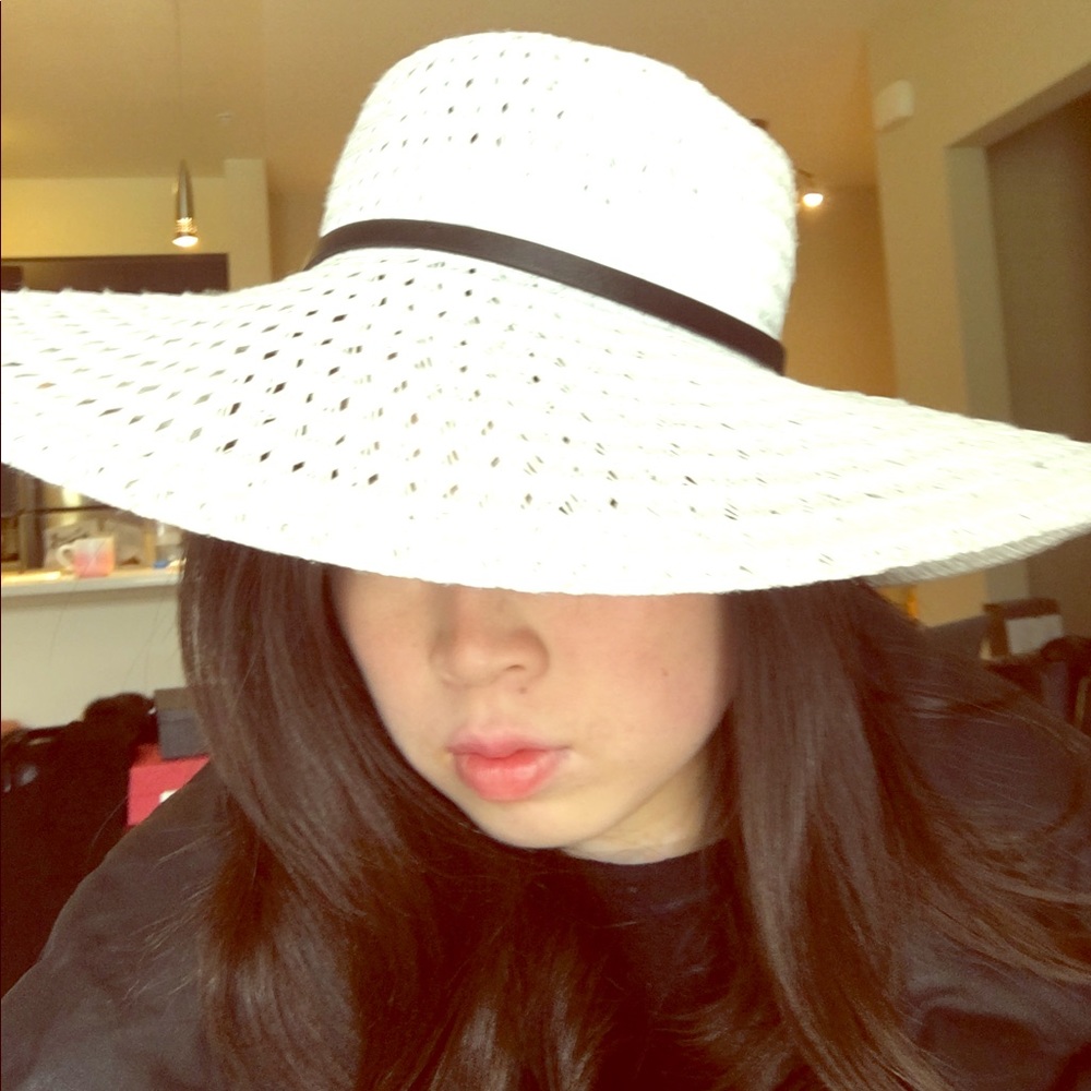 BCBG white straw hat