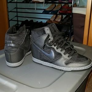 Nike shoes size 10