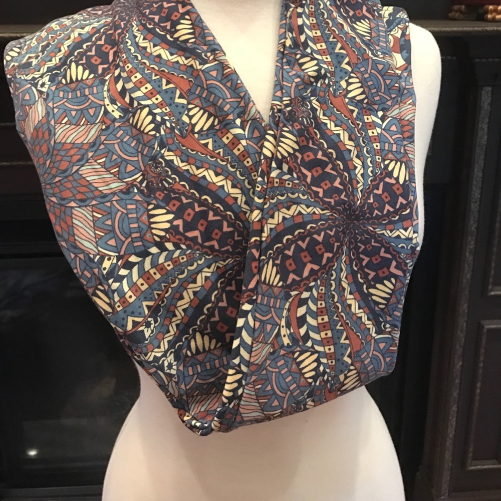 LuLaRoe STARBURST leggings rare find