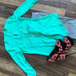 Long sleeve mint dress shirt!!