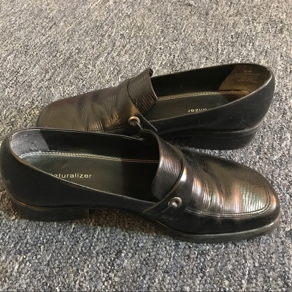 Naturalizer size 9w black leather loafers - Picture 1 of 2