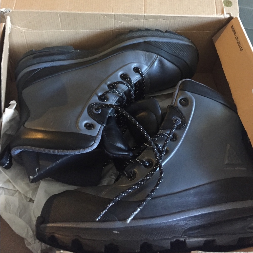 Nike air Max conquer ACG