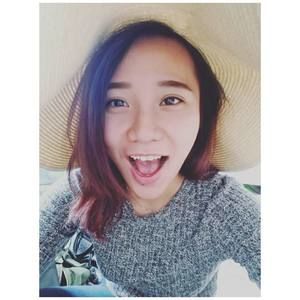 Meet your Posher, Leah