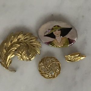 Deco Brooch Set
