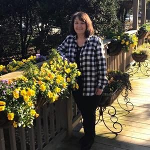 Meet your Posher, Cindy