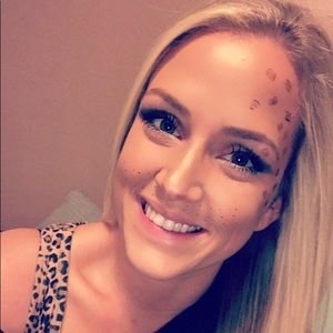 Meet your Posher, Alyssa