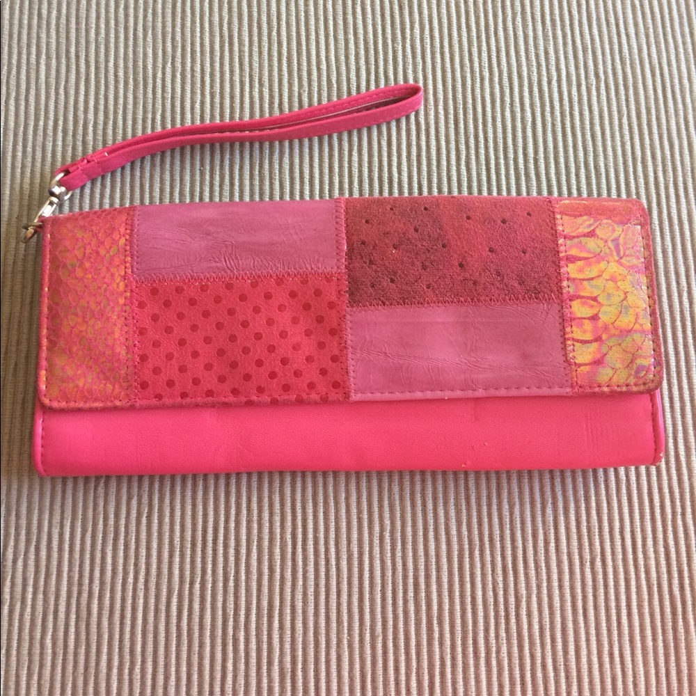 Pink wallet/wristlet.