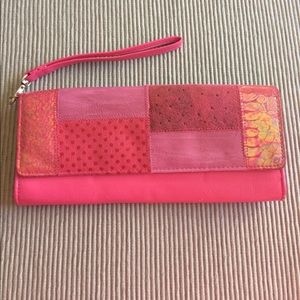 Pink wallet/wristlet.