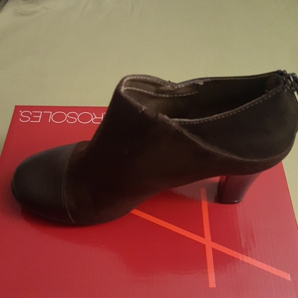 Booties - Picture 3 of 4