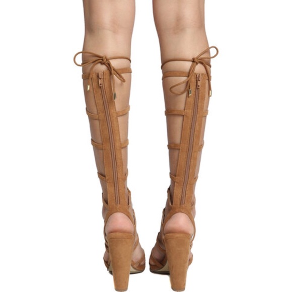 Boho Chic Knee High Gladiator Sandal - Picture 4 of 8