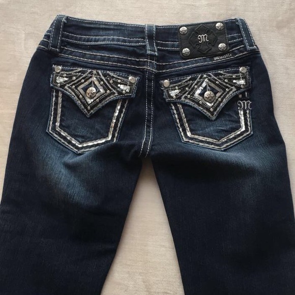 Miss me jeans- LIKE NEW - Picture 2 of 3