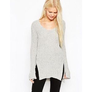 V-Neck Side Split Tunic
