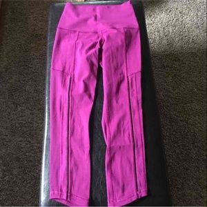 Like new Lululemon size 2 mesh panel leggings