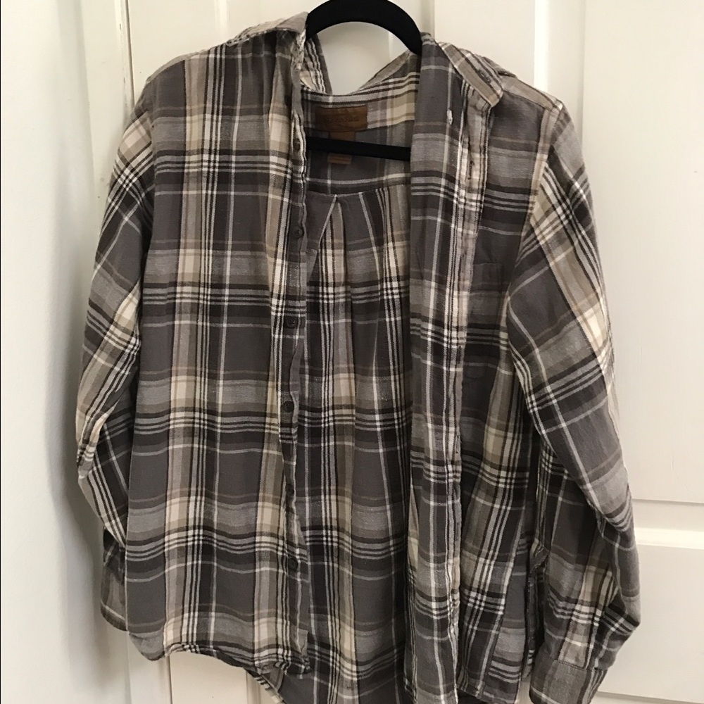 Gray and Brown plaid flannel❤