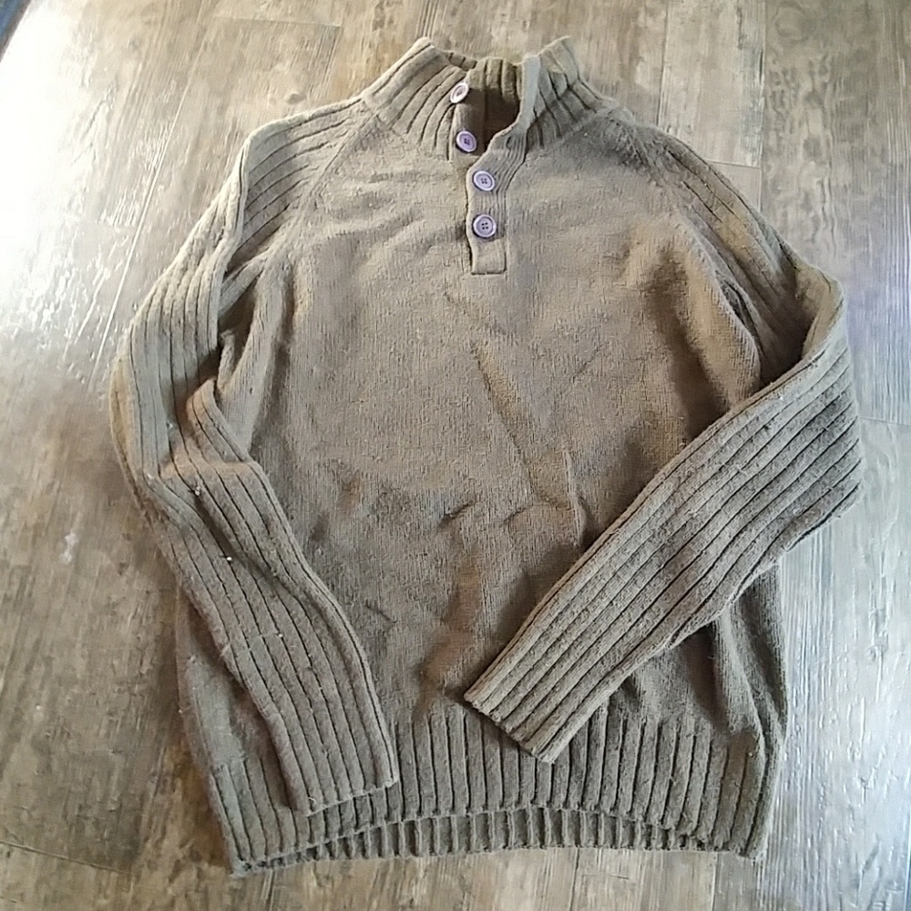Aeropostale half button sweaterBOGO