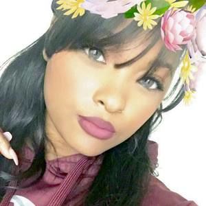 Meet your Posher, Shari