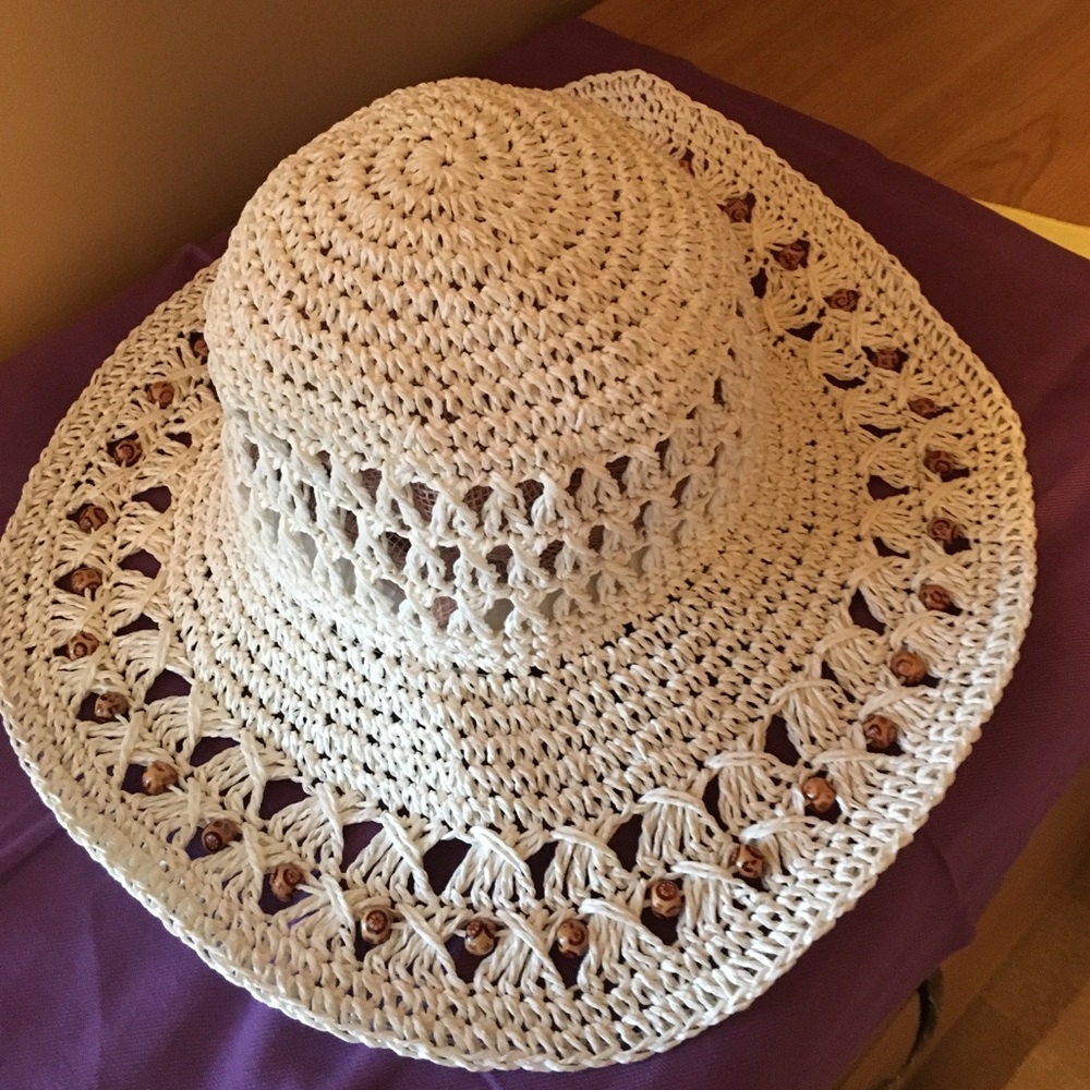 Beach hat