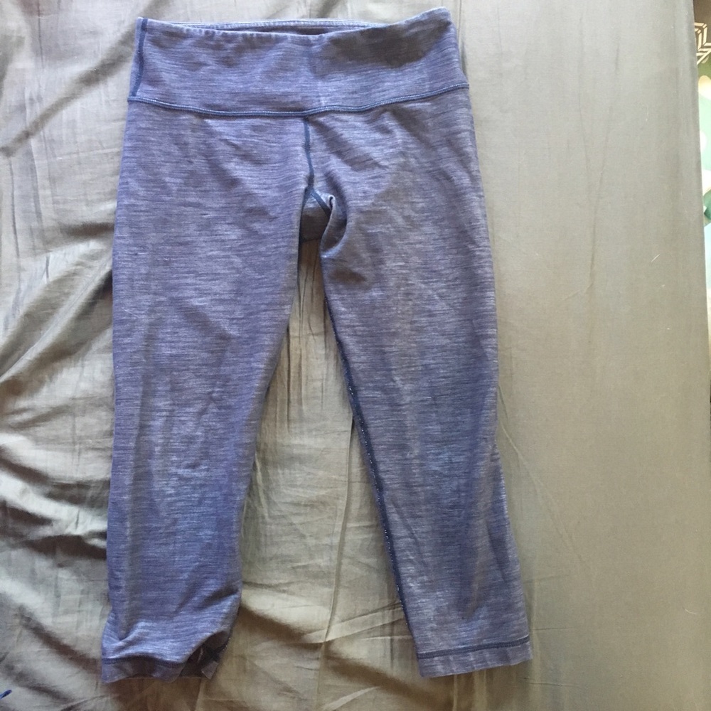 Lululemon wunder under crops size 6
