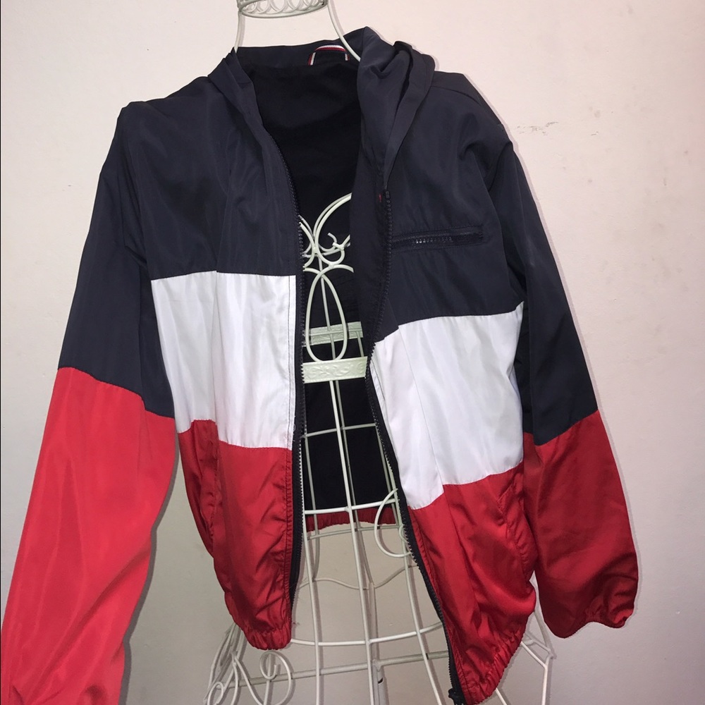 Brandy Melville Krissy windbreaker jacket