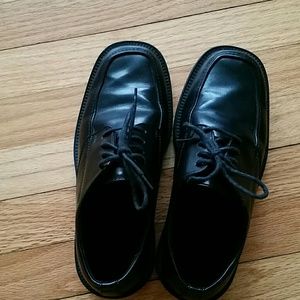 Boys dress shoes