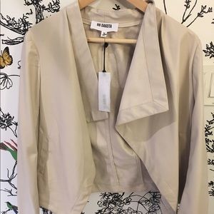 BB Dakota leather jacket with oversized lapels.