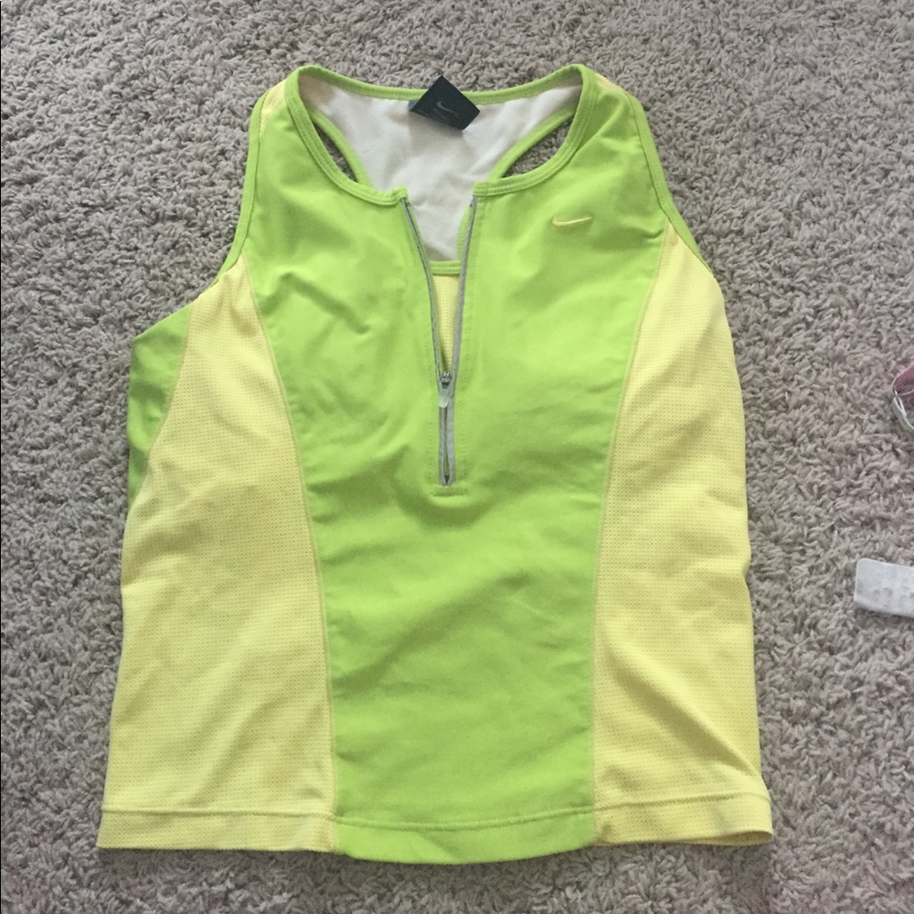 Nike workout top