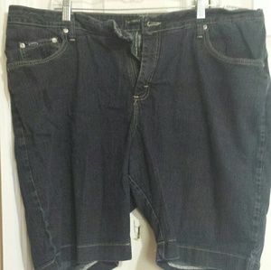 Women's denim Bermuda shorts