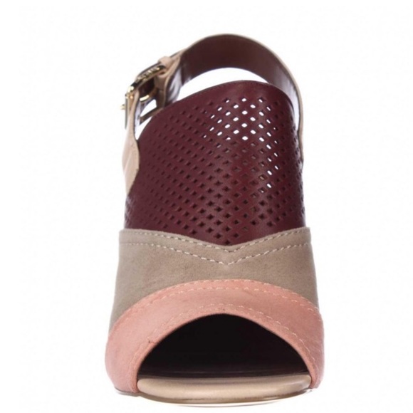 NIB Cole Haan Tabby High Sandal in Zinfandel/Dune - Picture 2 of 8