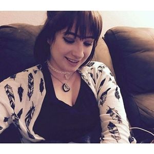 Meet your Posher, Brittney