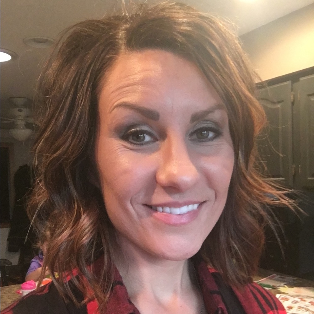 Meet your Posher, Kristin