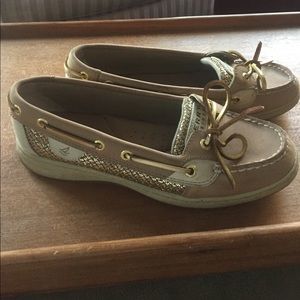 Sperrys size 7