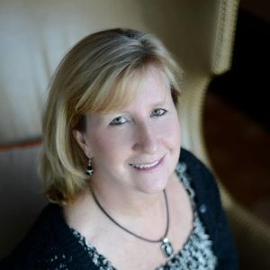 Meet your Posher, Suzanne