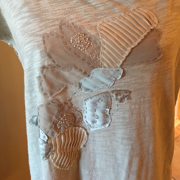 Cute detailed with satin & tiny beadstop by Caslan - Picture 2 of 4