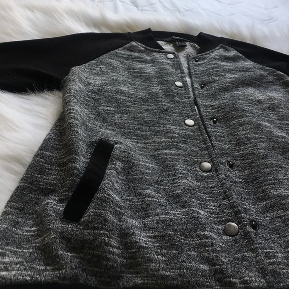 Soft black and grey speckled jacket - Picture 2 of 4