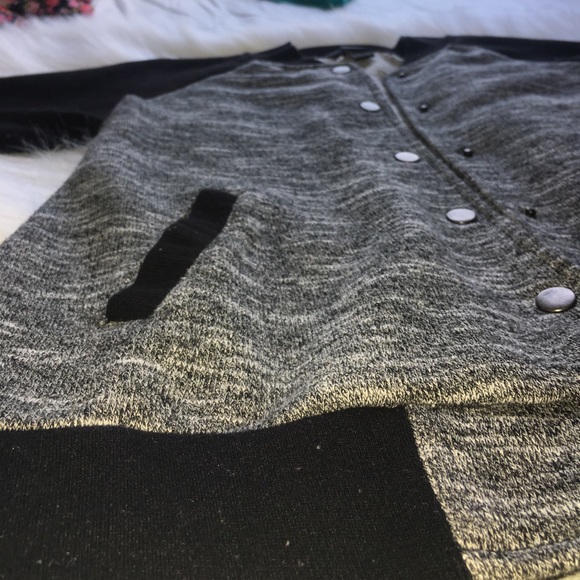 Soft black and grey speckled jacket - Picture 3 of 4
