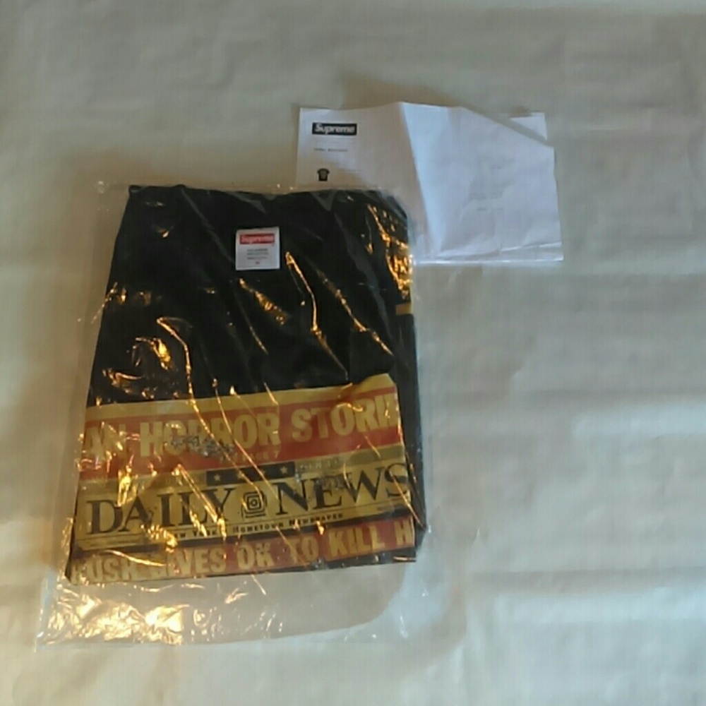 Supreme dash snow tee