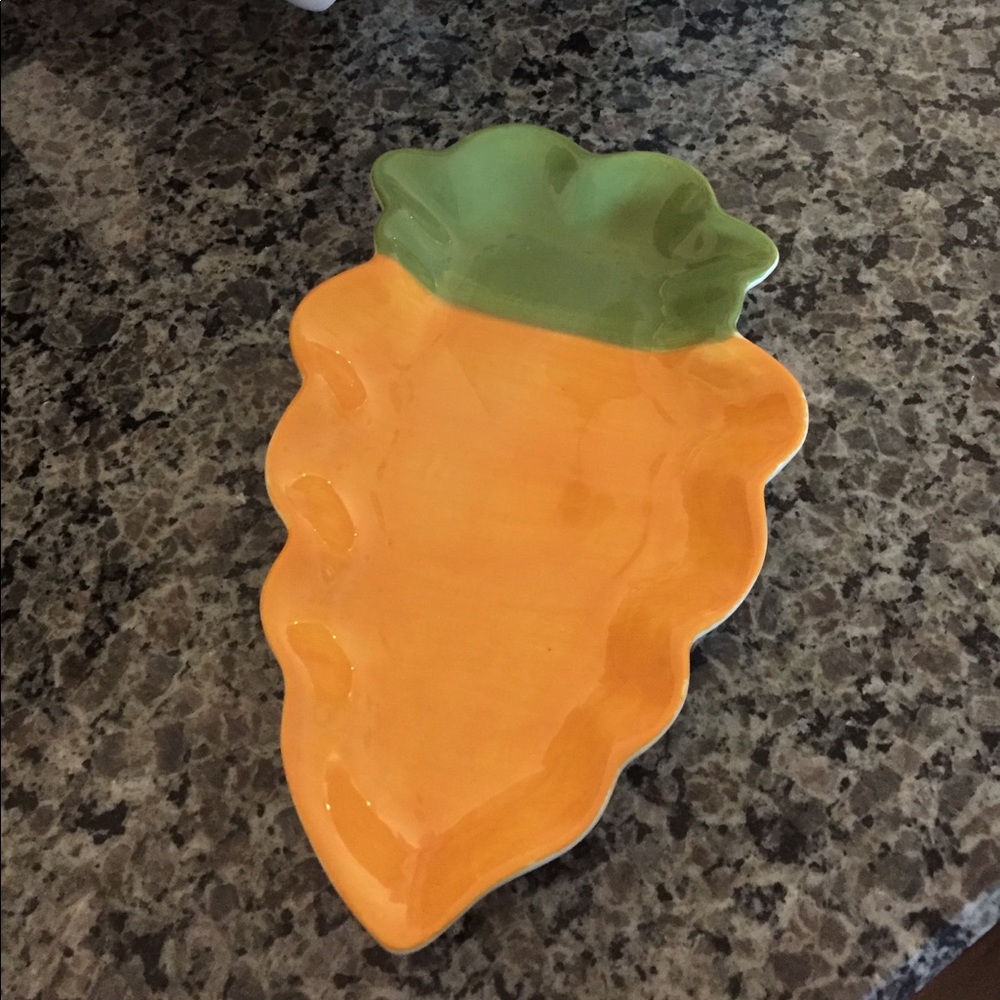 RAE DUNN carrot dish Easter