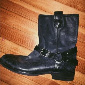 Gianni Bini Black Leather Boots