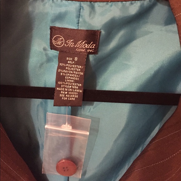 🆕NWT brown pinstripe blazer - Picture 4 of 8