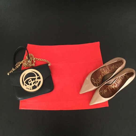 Express Dresses & Skirts - ✨finalpricedrop✨ Express Body Con Mini