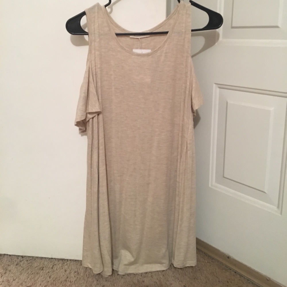 Cute top!