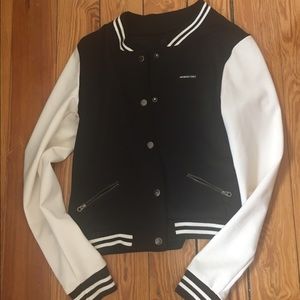 Members only black and white sport sweatshirt