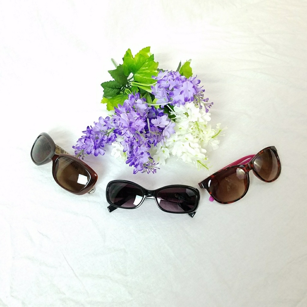 Bundle of 3 Pairs of Sunglasses