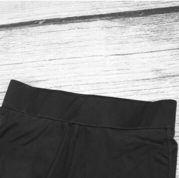 New Tech Mesh Cut Out Moto Workout Leggings - Picture 5 of 8