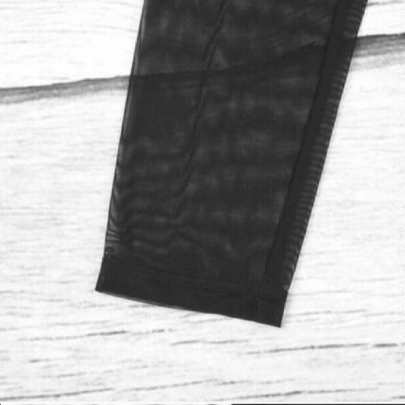 New Tech Mesh Cut Out Moto Workout Leggings - Picture 6 of 8