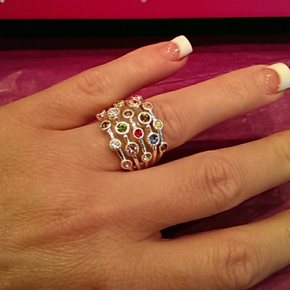 Pretty Multi color gem silver band ring