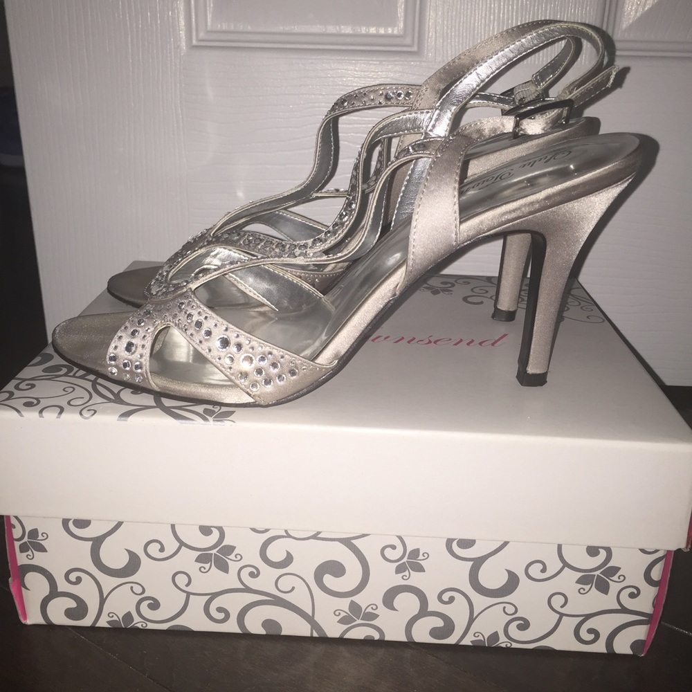 DSW- Lulu Silver Heels