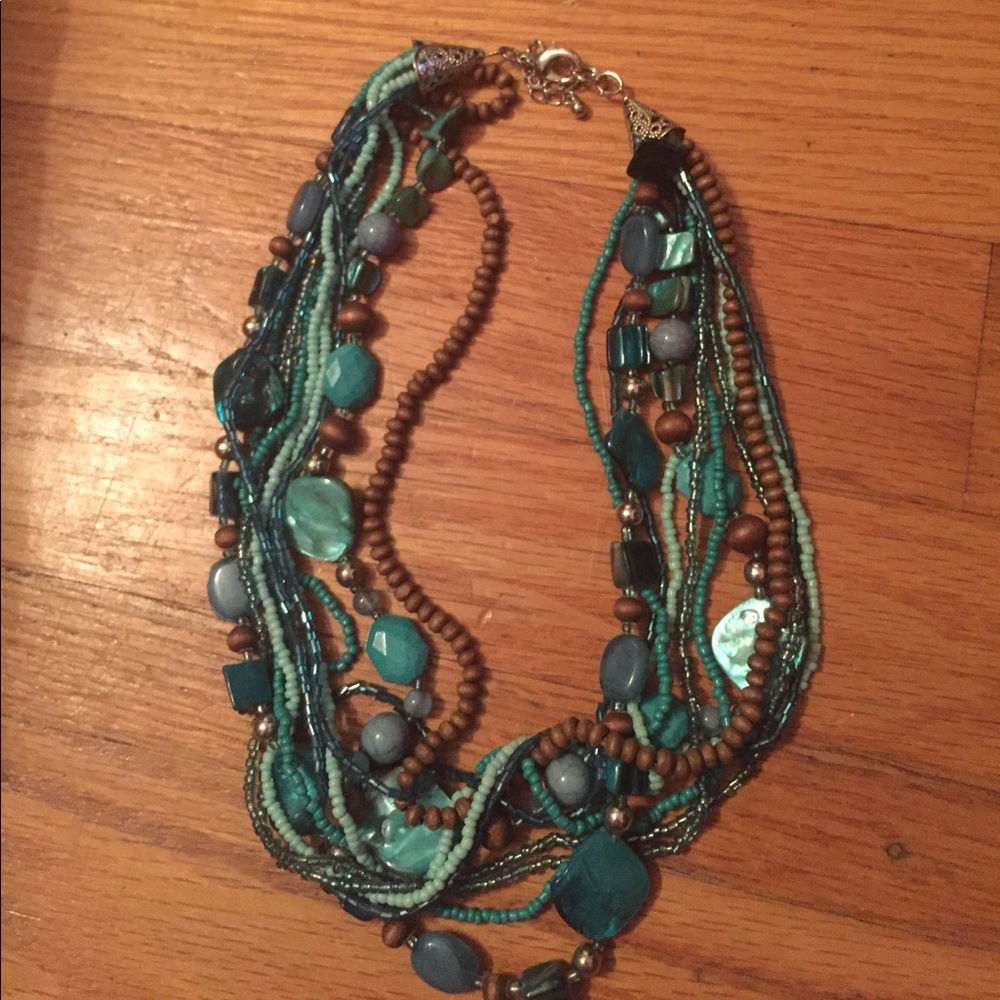 Turquoise beaded necklace!