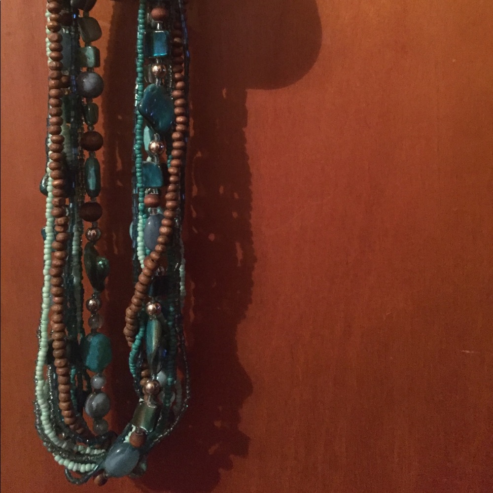 Turquoise beaded necklace! - Picture 2 of 4
